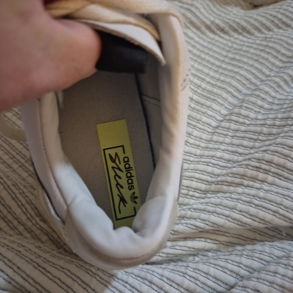 Size 6.5 - Adidas Hypersleek Triple White 702001 10/18 - Picture 4 of 6